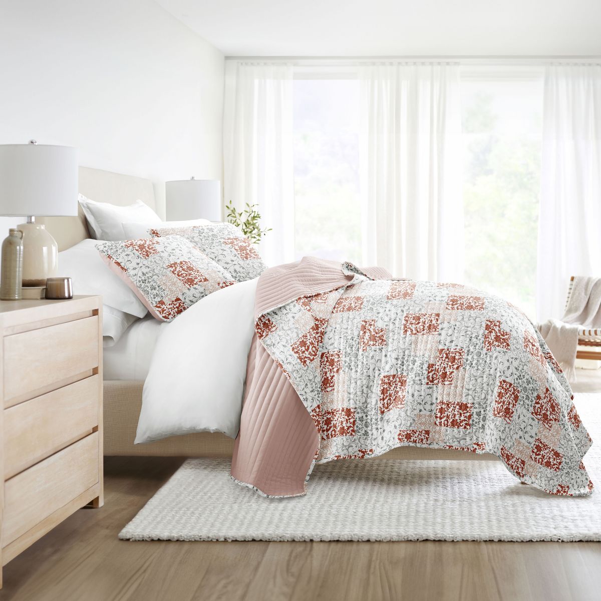 Luxury Lightweight Reversible Quilted Coverlet Set