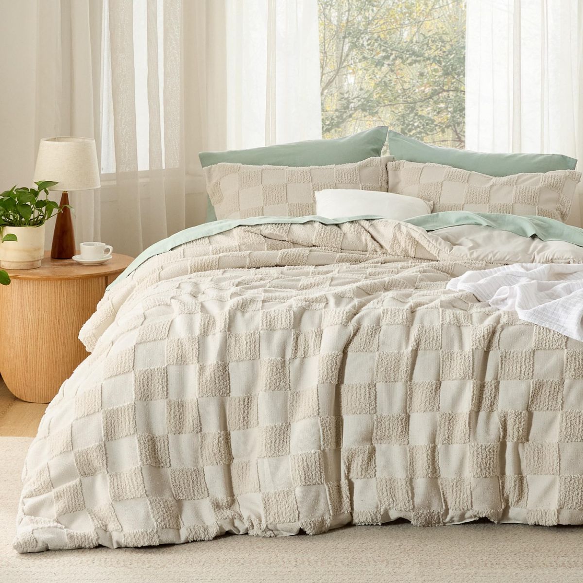 ufted Boho Bedding Set