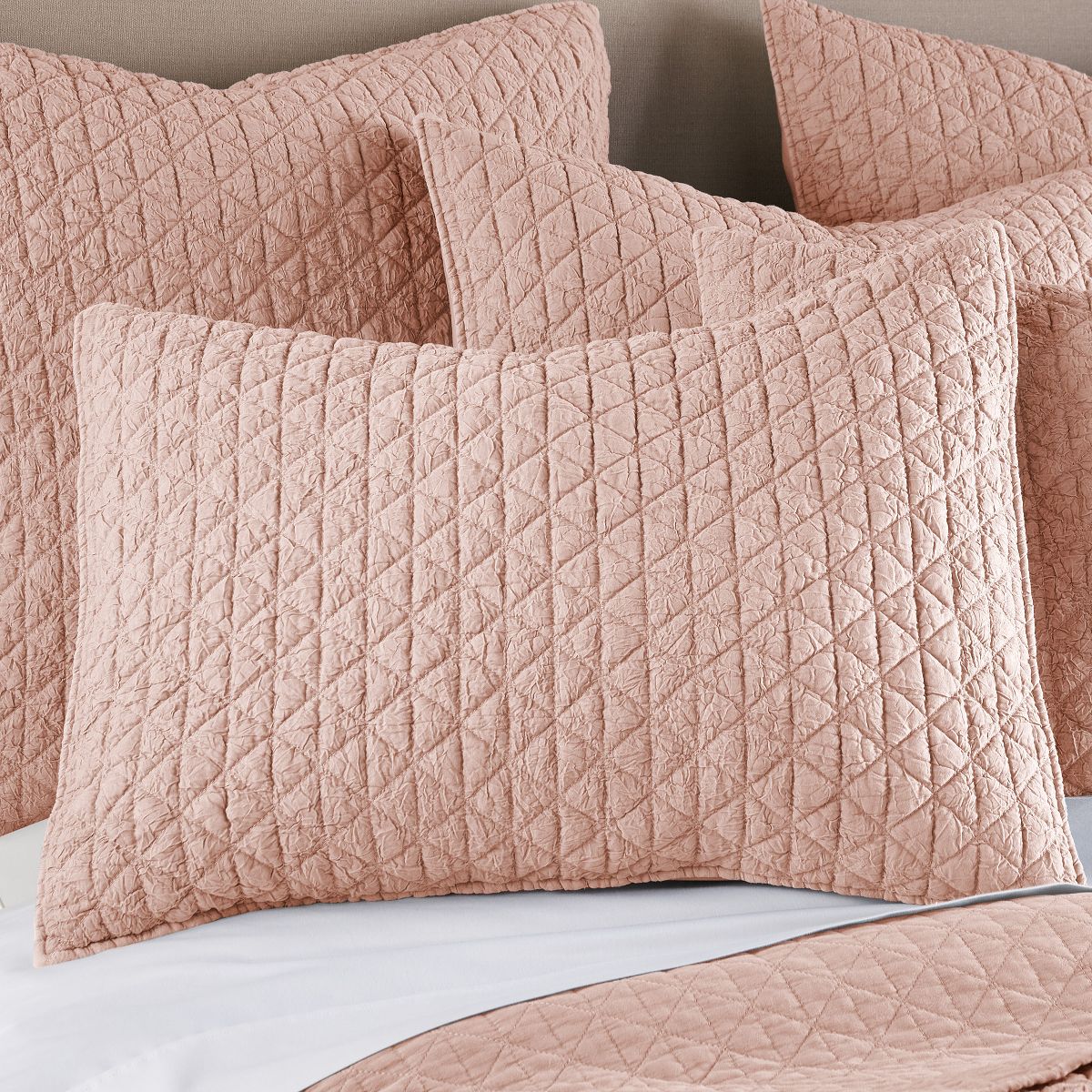Rowan White Quilt Set