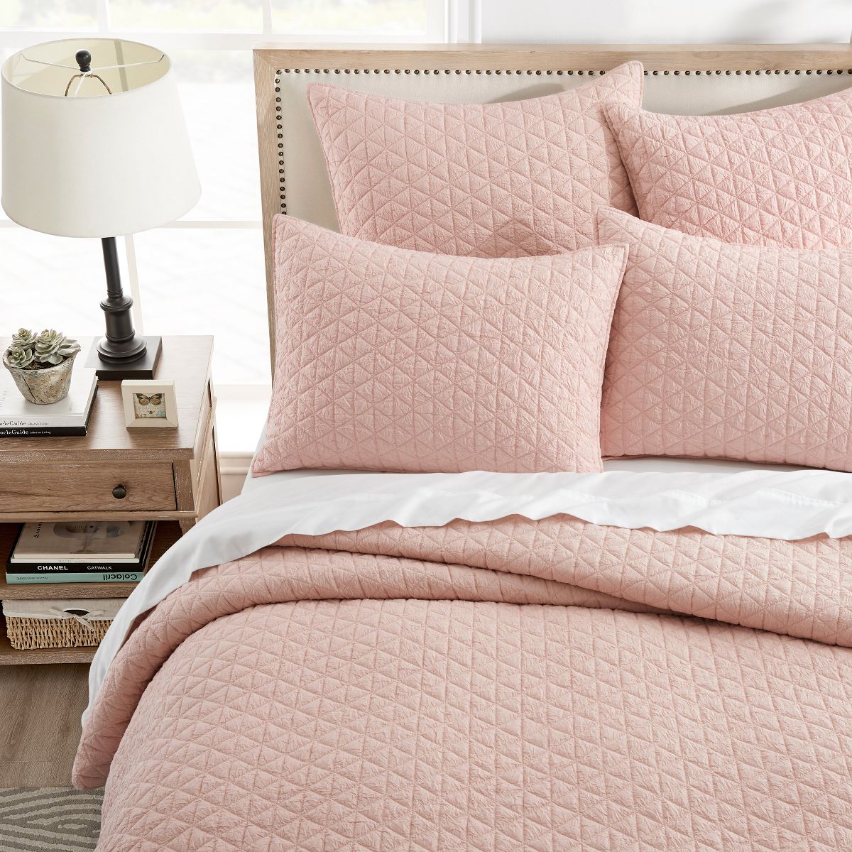 Rowan White Quilt Set